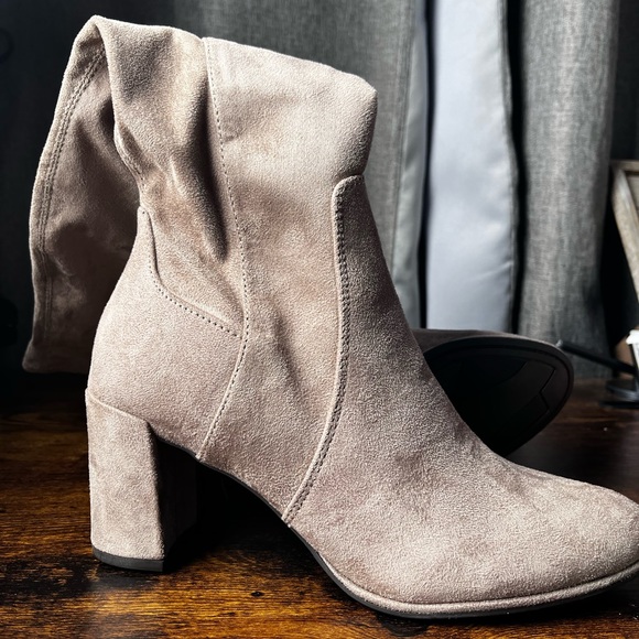 Liz Claiborne Womens Leyla Over the Knee Boots Block Heel Zip 8M and 9.5M - Picture 8 of 12